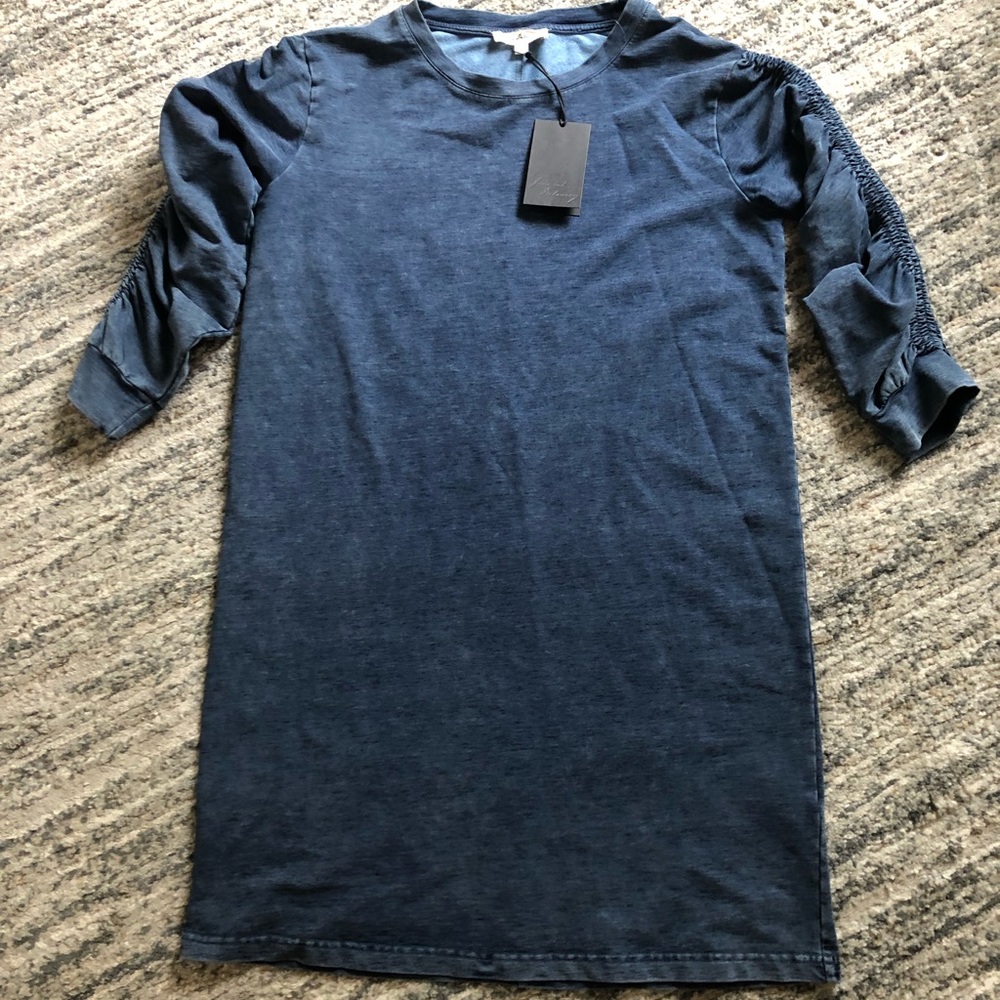 NWT Comfy Blue Knee Length Dress w 3/4 sleeves